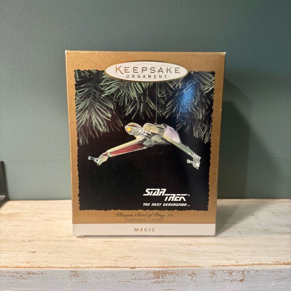 1994 Hallmark Star Trek TNG Klingon Bird Prey Magic Christmas Keepsake Ornament - Picture 5 of 7